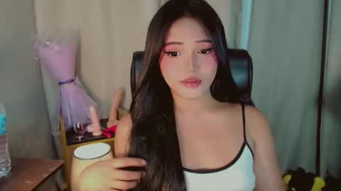 Snapshot of abetterchristine chatting on April 26, 3:04 am Abetterchristine online show from April 26, 3:04 am
