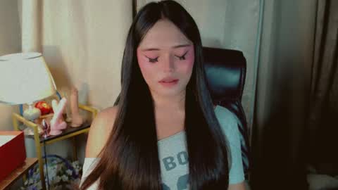 Snapshot of abetterchristine chatting on June 21, 4:26 am Abetterchristine online show from June 21, 4:26 am