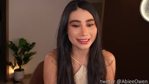 Snapshot of abie_owen chatting on May 29, 1:25 am abie_owen online show from May 29, 1:25 am