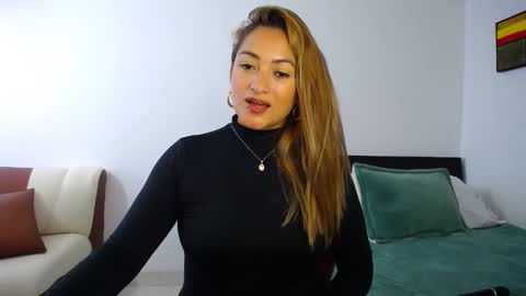 ximena online show from March 7, 12:02 pm