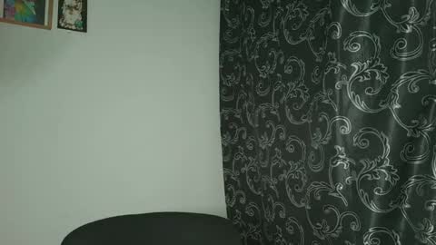 Snapshot of abigail_hobbs2 chatting on January 3, 9:25 am Aby  online show from January 3, 9:25 am