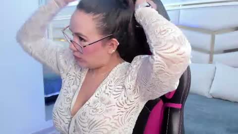 Snapshot of abiggailmonroe chatting on June 11, 11:52 am Abiggail online show from June 11, 11:52 am