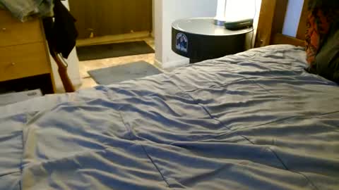 abigspermshooter online show from April 6, 7:59 pm