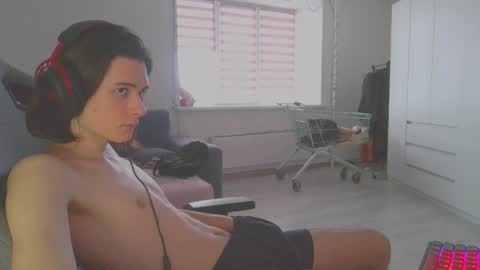 hi  cum in pvt noi extra tip online show from December 12, 9:30 am