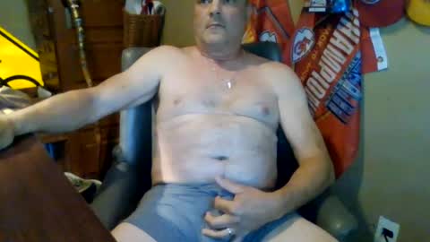 Snapshot of aboringguy chatting on June 9, 6:08 pm aboringguy online show from June 9, 6:08 pm