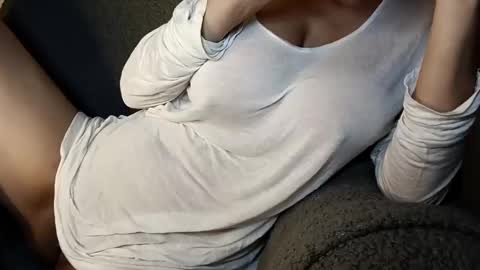 abril2026 online show from April 13, 6:35 pm