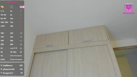 abril2234 online show from April 20, 6:38 am