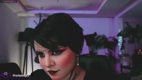 Snapshot of abril__colen chatting on May 8, 3:23 am April online show from May 8, 3:23 am