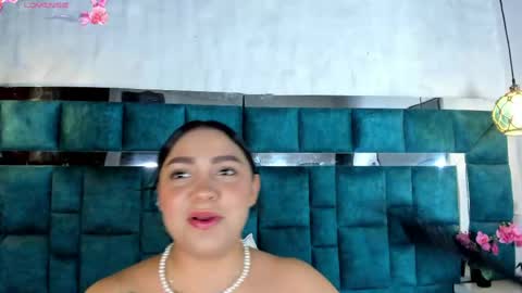 Snapshot of abril_gomez_11 chatting on May 20, 8:04 pm abril_gomez_11 online show from May 20, 8:04 pm