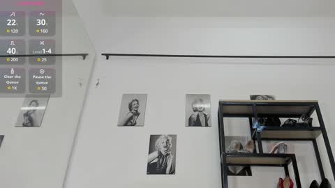 Snapshot of abril_ricci chatting on January 2, 3:58 am Abril  online show from January 2, 3:58 am