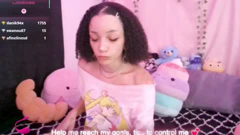 Peach online show from October 26, 3:45 am