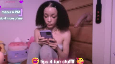 Peach online show from April 14, 3:12 am