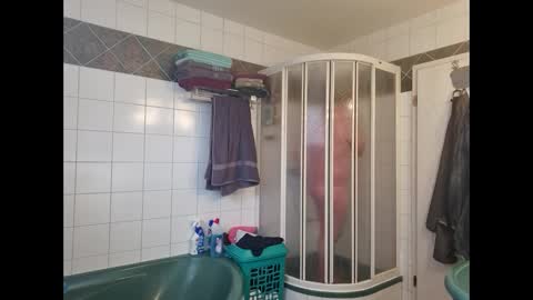 absinthler76 online show from April 27, 8:01 am