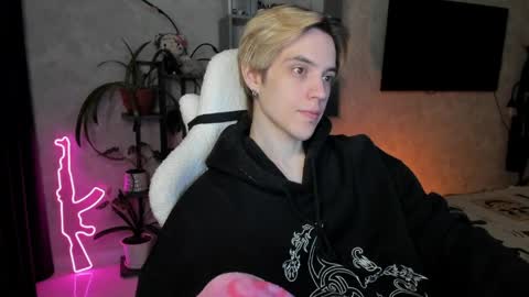 Nick online show from March 17, 3:44 am