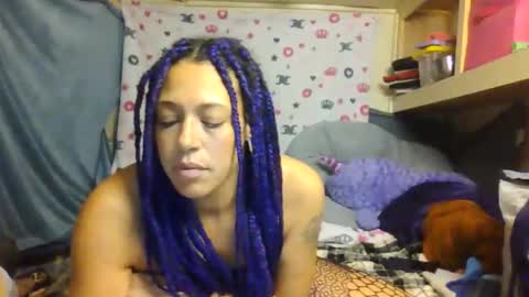 Snapshot of acassiecakes chatting on February 6, 4:06 am acassiecakes online show from February 6, 4:06 am