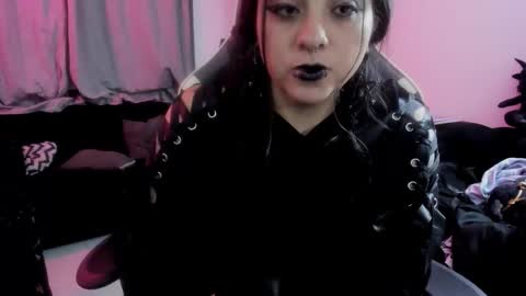 Alice online show from March 4, 3:01 am