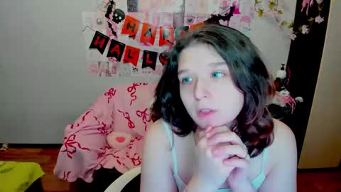 Kate online show from October 25, 1:46 am