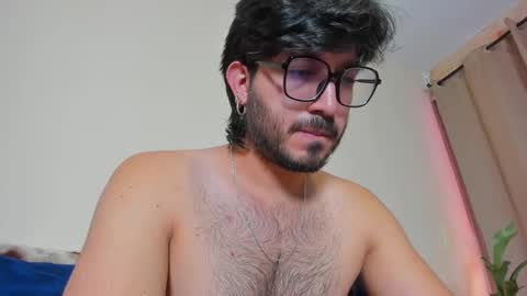 Snapshot of ackerman_eren_ chatting on January 23, 3:32 pm R. online show from January 23, 3:32 pm