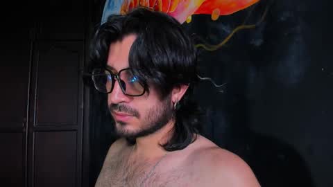 R. online show from October 31, 3:02 pm