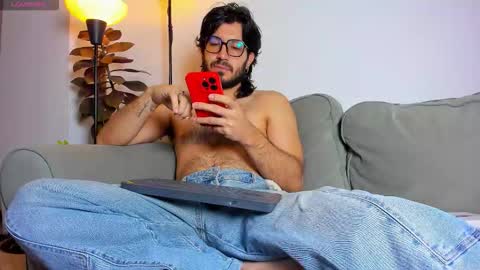 R. online show from November 19, 11:21 am