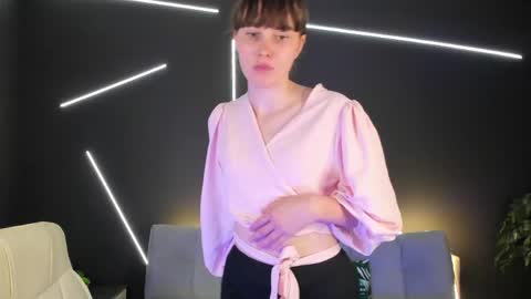 Snapshot of ada_iris chatting on June 10, 5:07 am ADA online show from June 10, 5:07 am