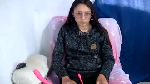 Ada naugthy28 online show from March 19, 8:35 pm