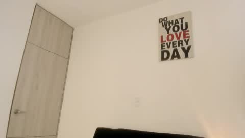 Snapshot of adaam_collins_ chatting on February 10, 8:02 pm addam online show from February 10, 8:02 pm