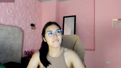 Snapshot of adaira31 chatting on May 14, 11:28 am Adaira online show from May 14, 11:28 am