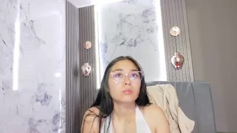 Snapshot of adaira31 chatting on July 18, 1:48 pm Adaira online show from July 18, 1:48 pm