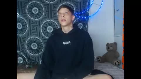 Adam online show from February 16, 8:05 pm