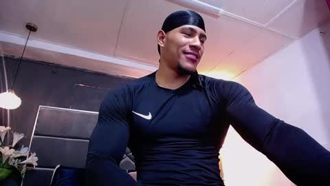 adam_fit19cm online show from February 4, 1:50 pm