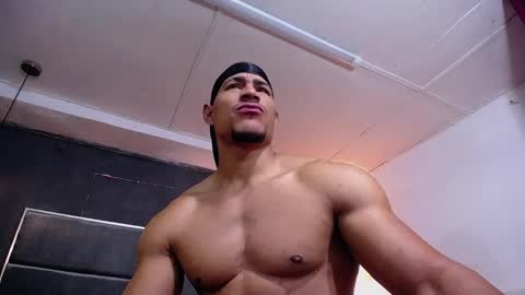 adam_fit19cm online show from February 13, 2:02 pm