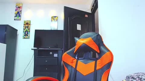 adam hot11 online show from February 22, 9:46 pm