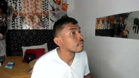 adam_morgan2 online show from November 4, 7:24 pm