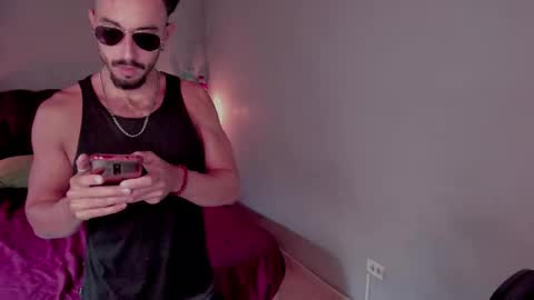 Hello welcome 3 online show from September 30, 6:35 pm