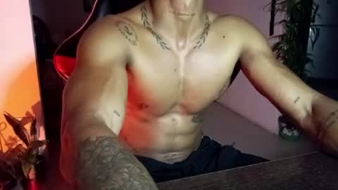 Snapshot of adam_valencia chatting on July 7, 3:09 am Adam Valencia online show from July 7, 3:09 am
