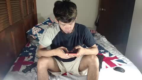 Snapshot of adam_x256 chatting on January 24, 12:20 am instagram  adam x256 online show from January 24, 12:20 am