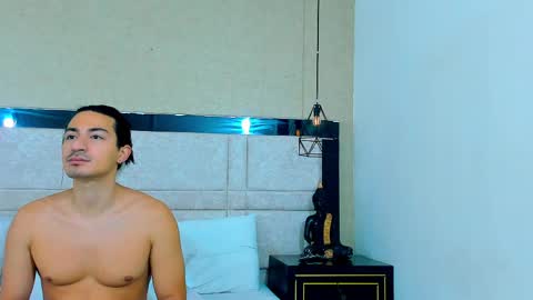 adam and Sara online show from April 8, 1:44 pm