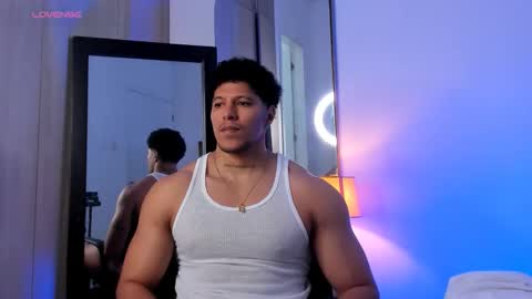 adambrocs1 online show from March 8, 3:16 pm