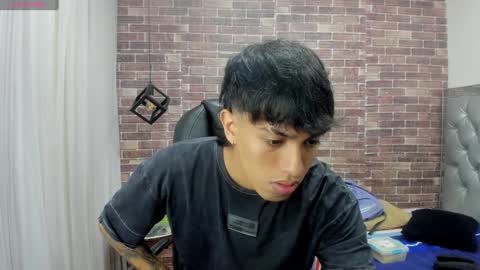 Snapshot of adamcoox chatting on December 28, 4:19 am Adam online show from December 28, 4:19 am