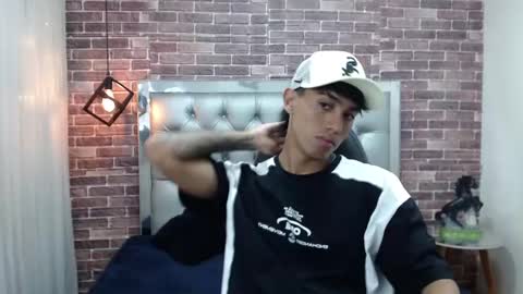 Snapshot of adamcoox chatting on March 5, 9:59 pm Adam online show from March 5, 9:59 pm