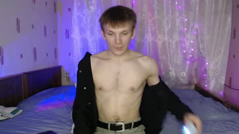 Snapshot of adamharriss chatting on February 8, 5:29 pm adamharriss online show from February 8, 5:29 pm