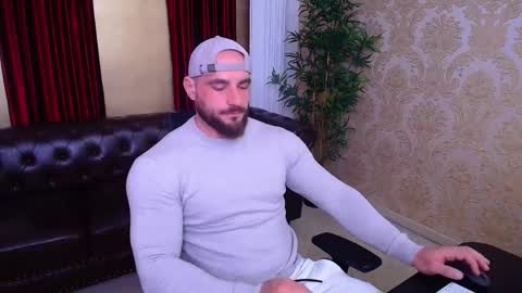 Snapshot of adamjameson chatting on April 24, 4:59 am AdamJameson online show from April 24, 4:59 am