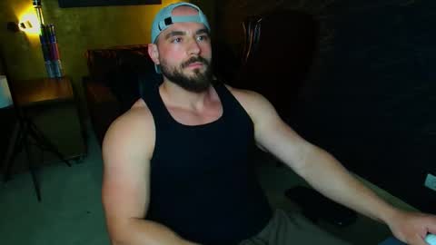Snapshot of adamjameson chatting on May 4, 5:03 am AdamJameson online show from May 4, 5:03 am
