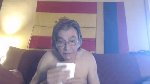 Snapshot of adan51 chatting on May 9, 5:56 am Adan online show from May 9, 5:56 am