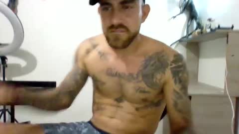 Snapshot of adan_carter chatting on October 21, 12:11 am adan_carter online show from October 21, 12:11 am
