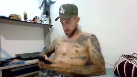 Snapshot of adan_carter chatting on October 22, 3:56 pm adan_carter online show from October 22, 3:56 pm