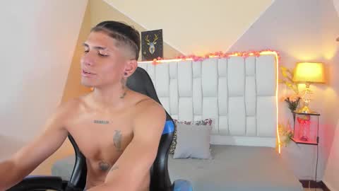 Adan Oriol online show from January 12, 3:56 am