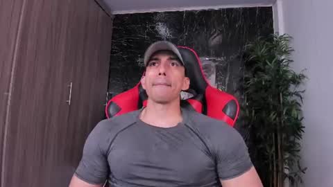 Snapshot of adan_sin1 chatting on June 21, 3:03 pm Adan Sin online show from June 21, 3:03 pm