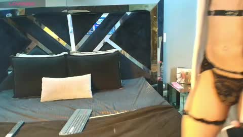 Snapshot of adara_ferrara chatting on May 14, 2:40 am Adara Ferrara online show from May 14, 2:40 am